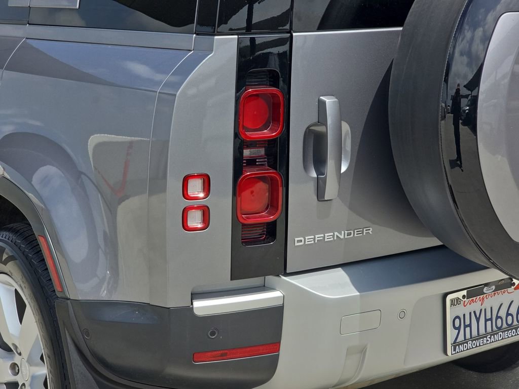 Certified 2023 Land Rover Defender 110 S AWD/4WD image 37