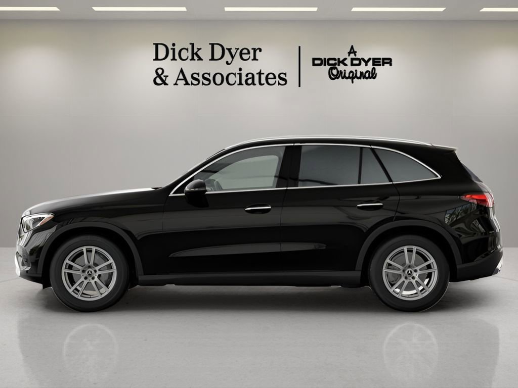 Used 2025 Mercedes-Benz GLC 300 GLC 300 image 23