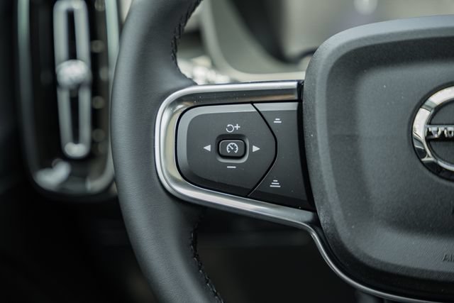 New 2026 Volvo XC40 B5 Core w/ Protection Package Premier AWD/4WD image 28