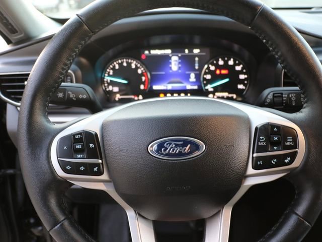 Used 2024 Ford Explorer XLT w/ Equipment Group 202A image 23