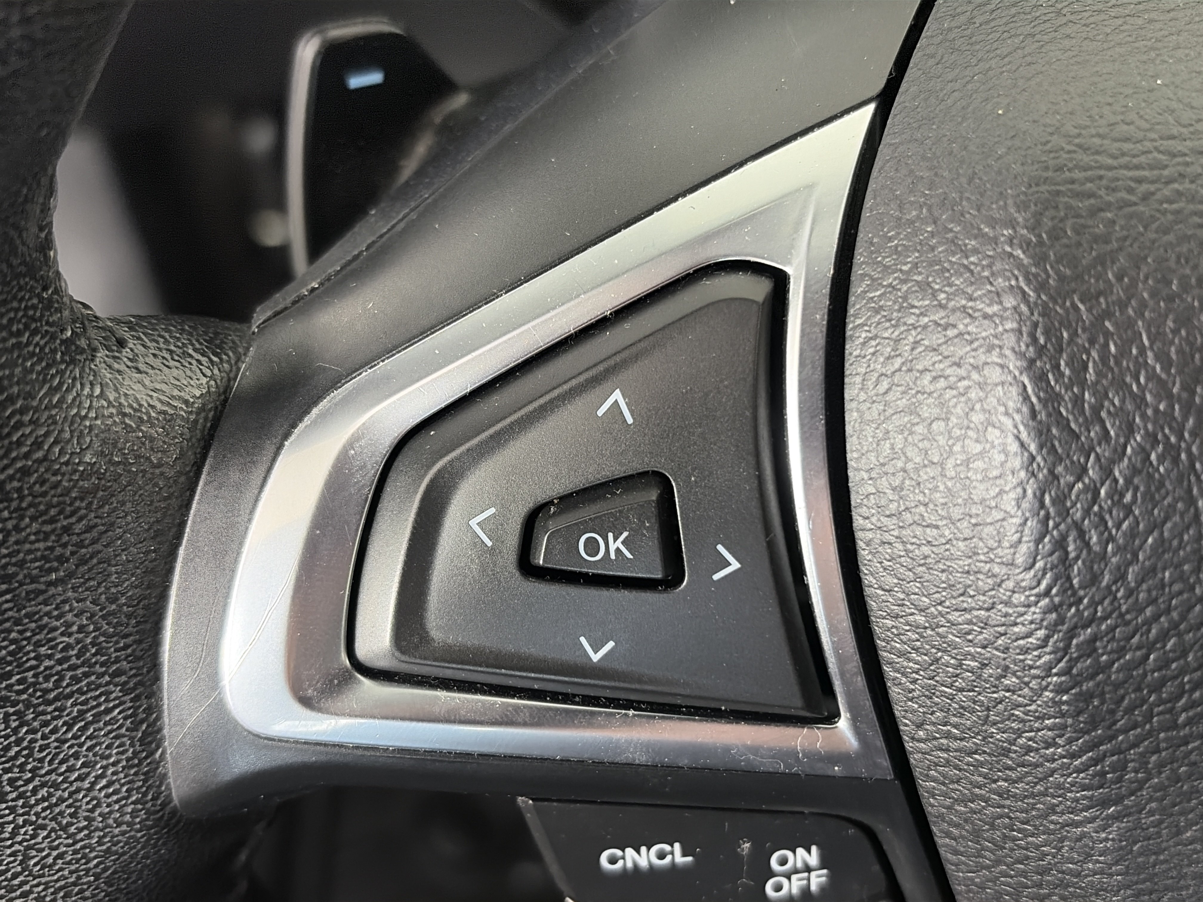 Used 2019 Ford Fusion Titanium FWD image 32