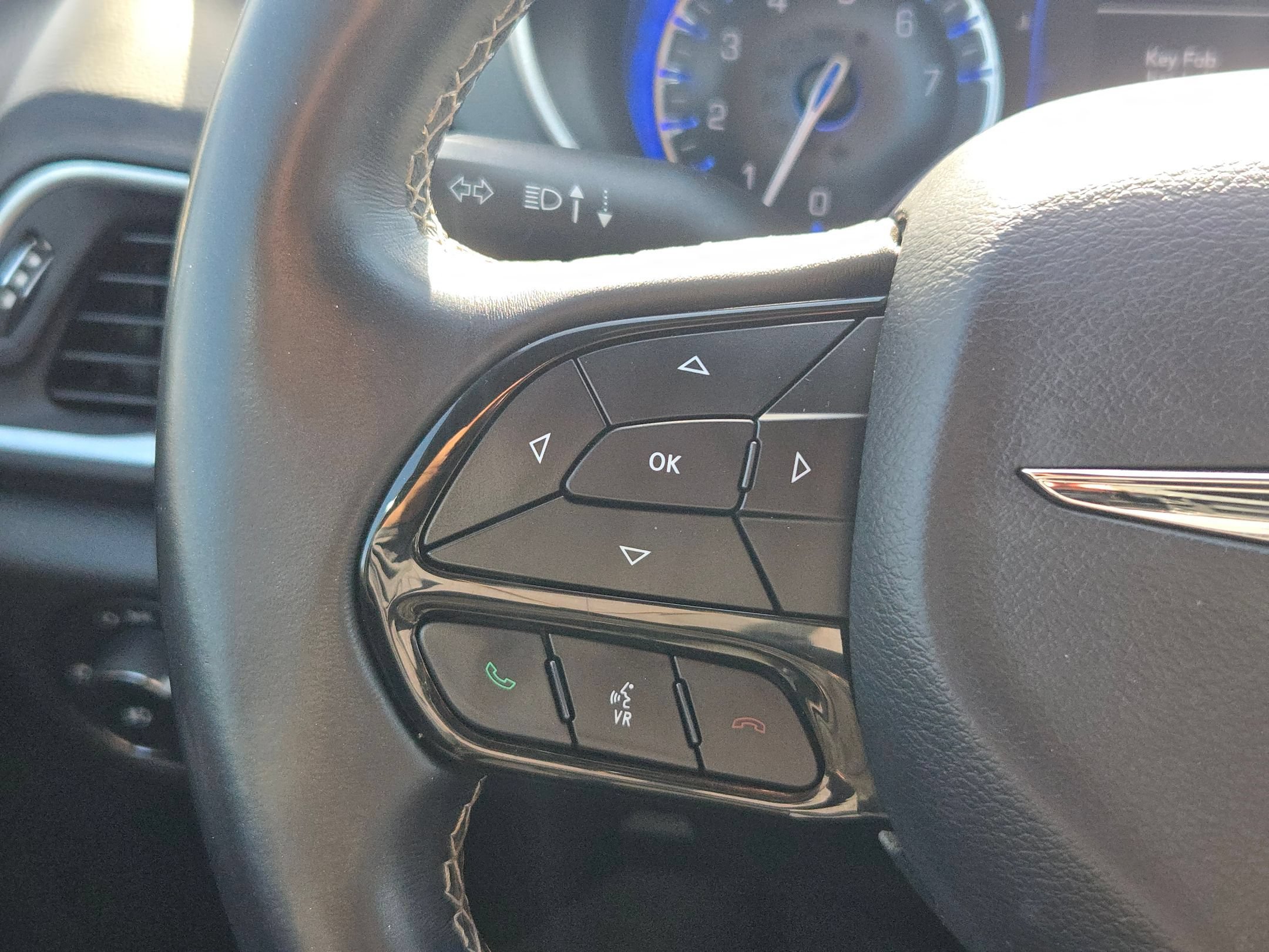 Used 2018 Chrysler Pacifica Touring Plus w/ S Appearance Package FWD image 20
