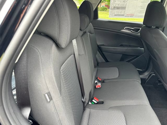 New 2026 Kia Sportage LX FWD image 23