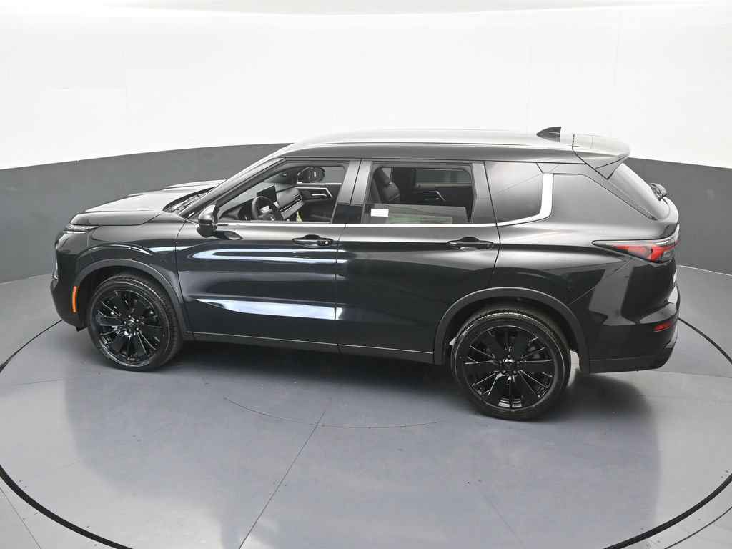 New 2026 Mitsubishi Outlander SE FWD image 47