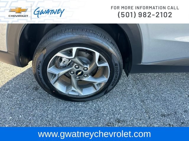 Used 2026 Chevrolet Trax LT FWD image 11