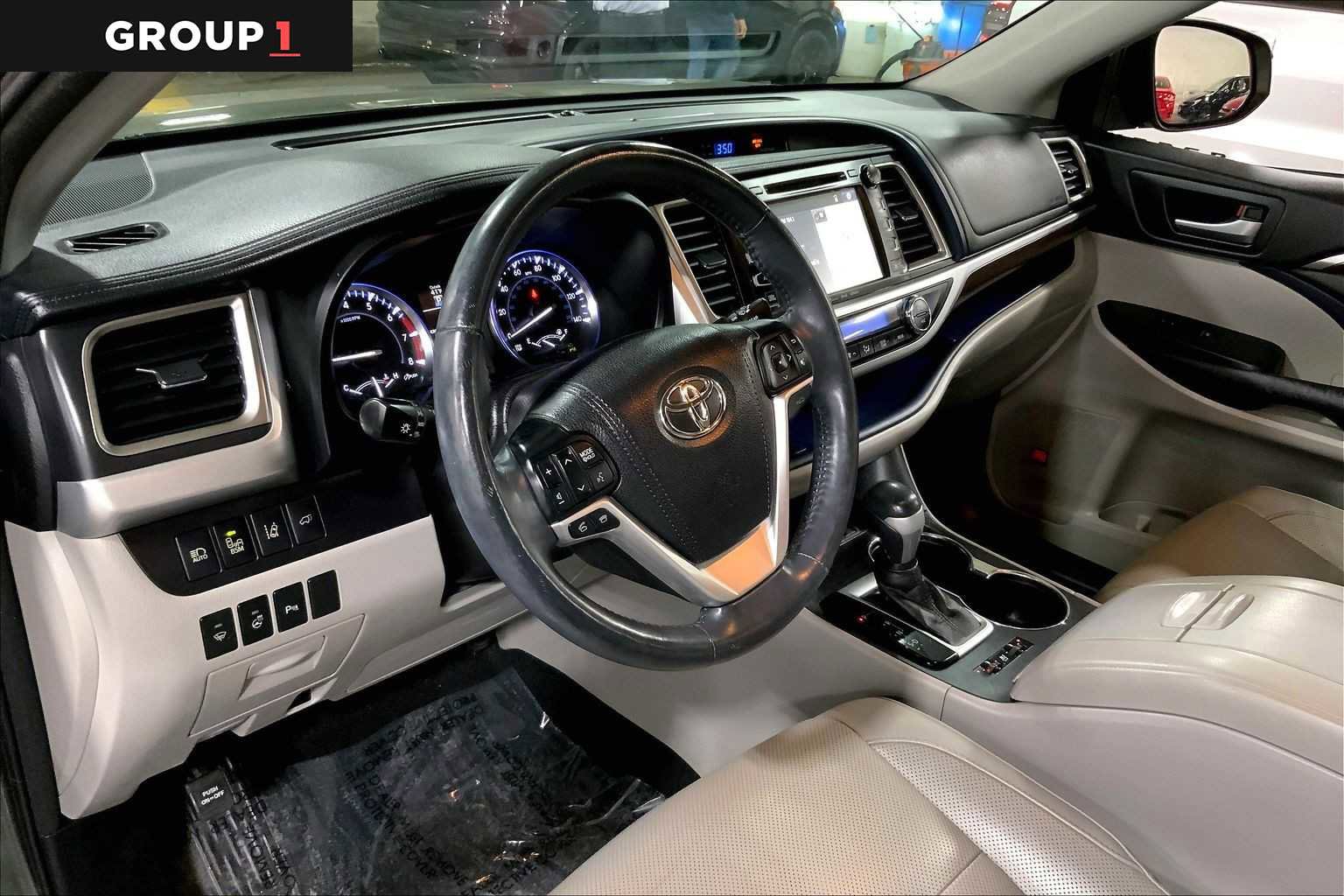 Used 2016 Toyota Highlander Limited Platinum image 17