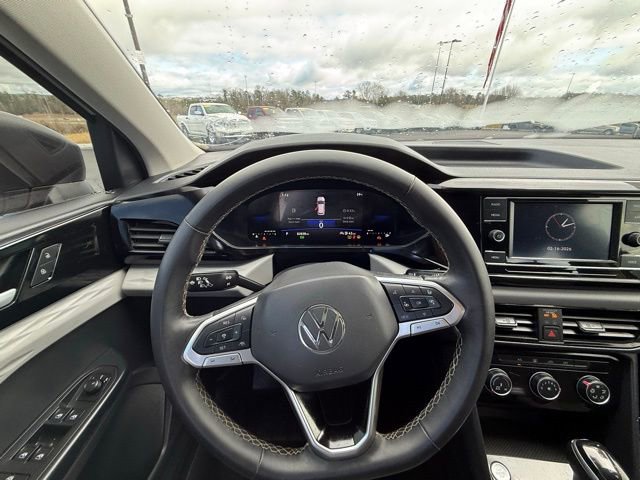 Used 2024 Volkswagen Taos S image 14