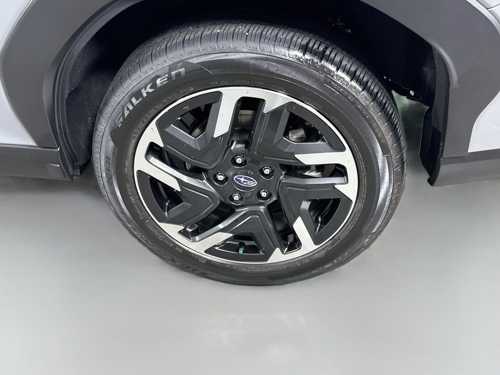 Used 2025 Subaru Forester Limited AWD/4WD image 31