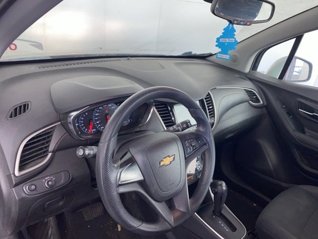 Used 2017 Chevrolet Trax LS image 10