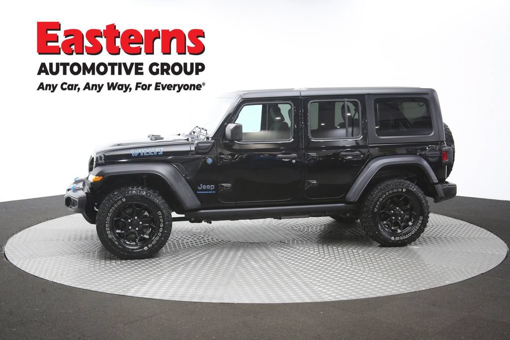 Used 2023 Jeep Wrangler Unlimited w/ Cold Weather Group AWD/4WD image 59