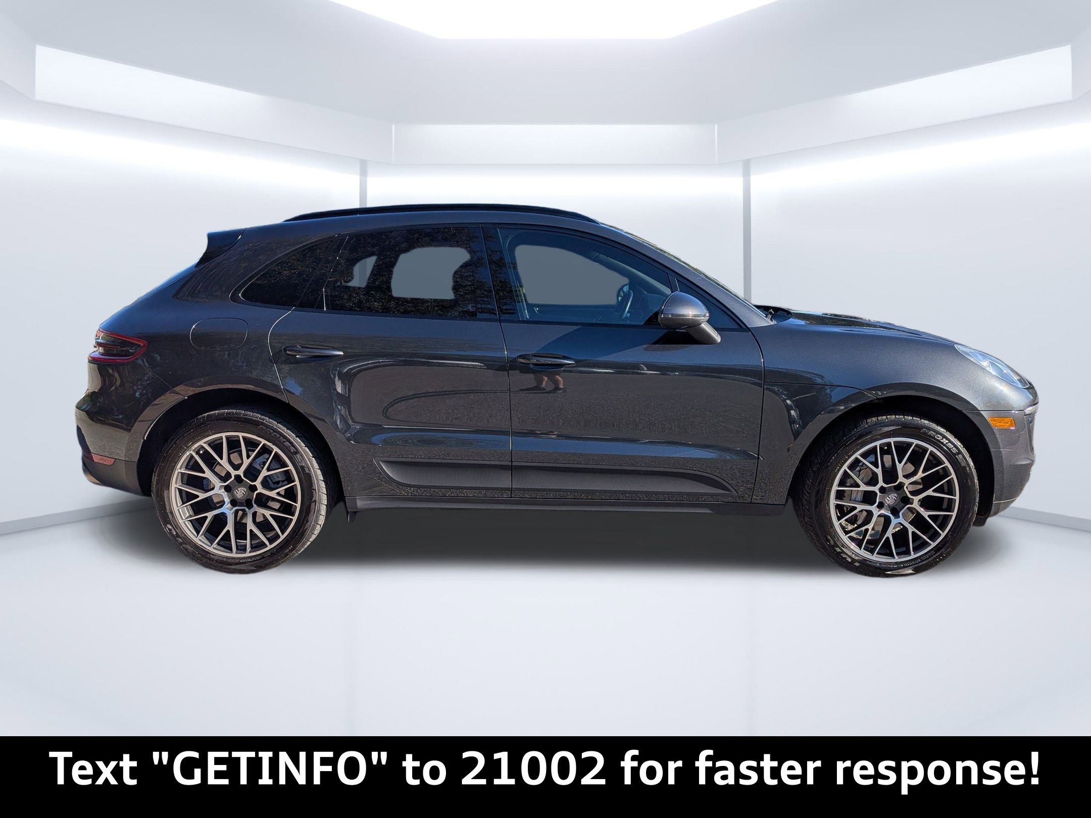 Used 2017 Porsche Macan S image 2