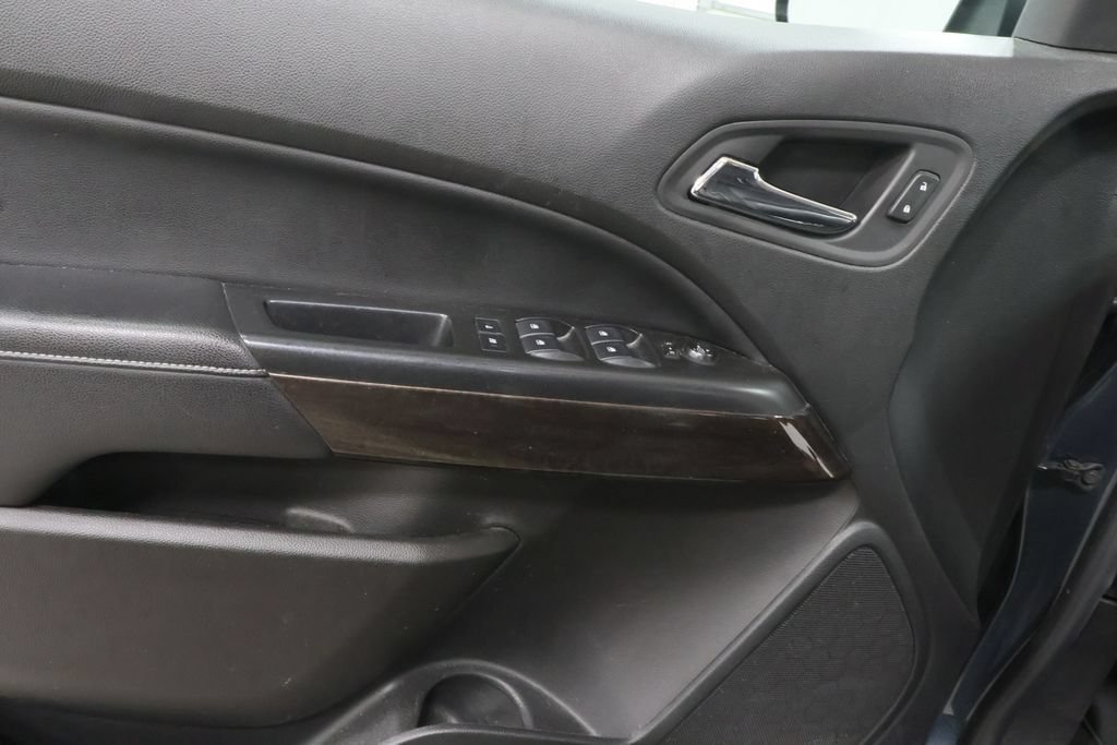 Used 2019 GMC Canyon SLT w/ Driver Alert Package AWD/4WD image 13