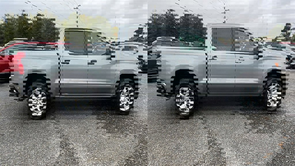 New 2026 Chevrolet Silverado 1500 Custom image 4