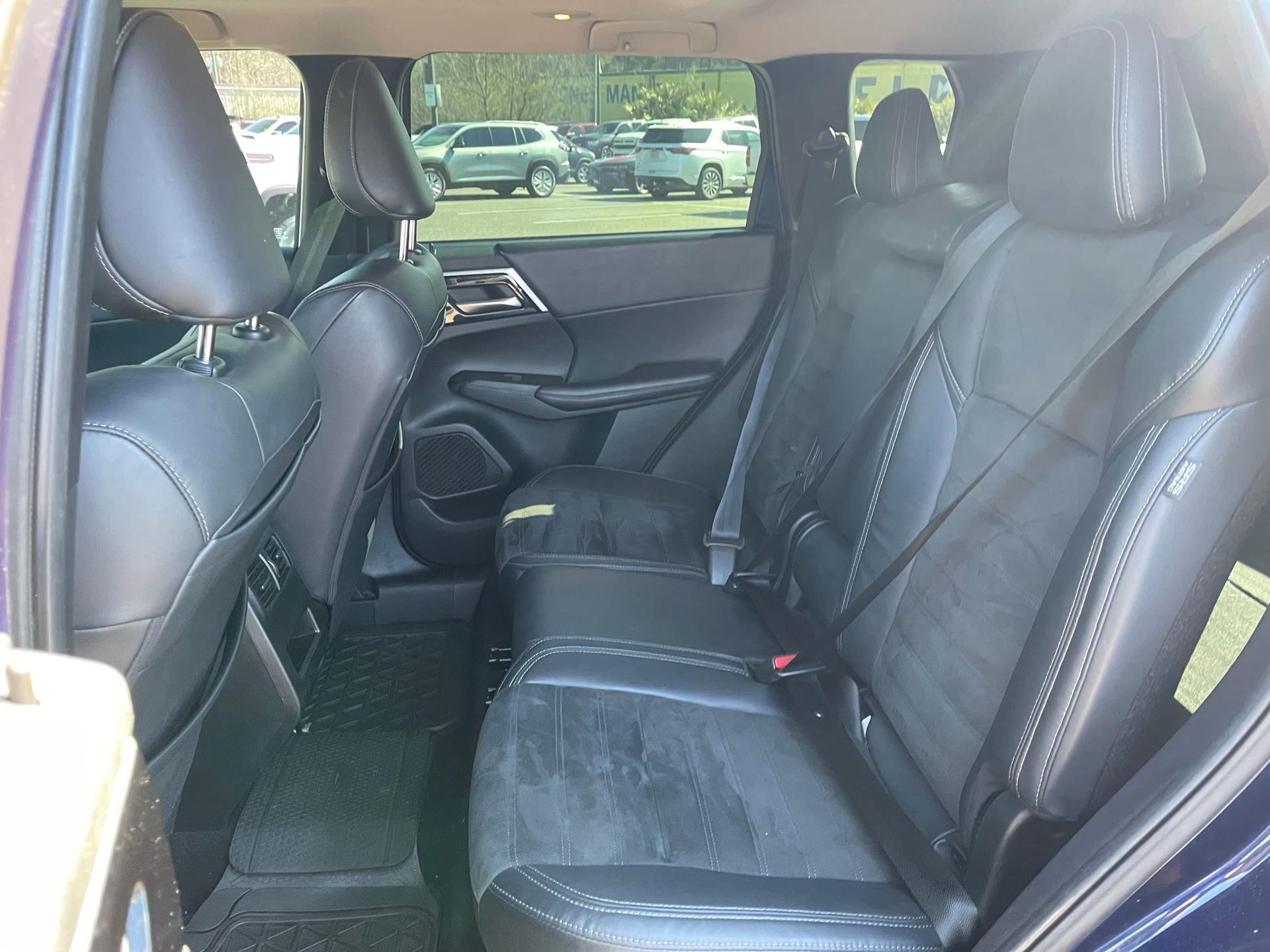 Used 2022 Mitsubishi Outlander SEL Black Edition image 22