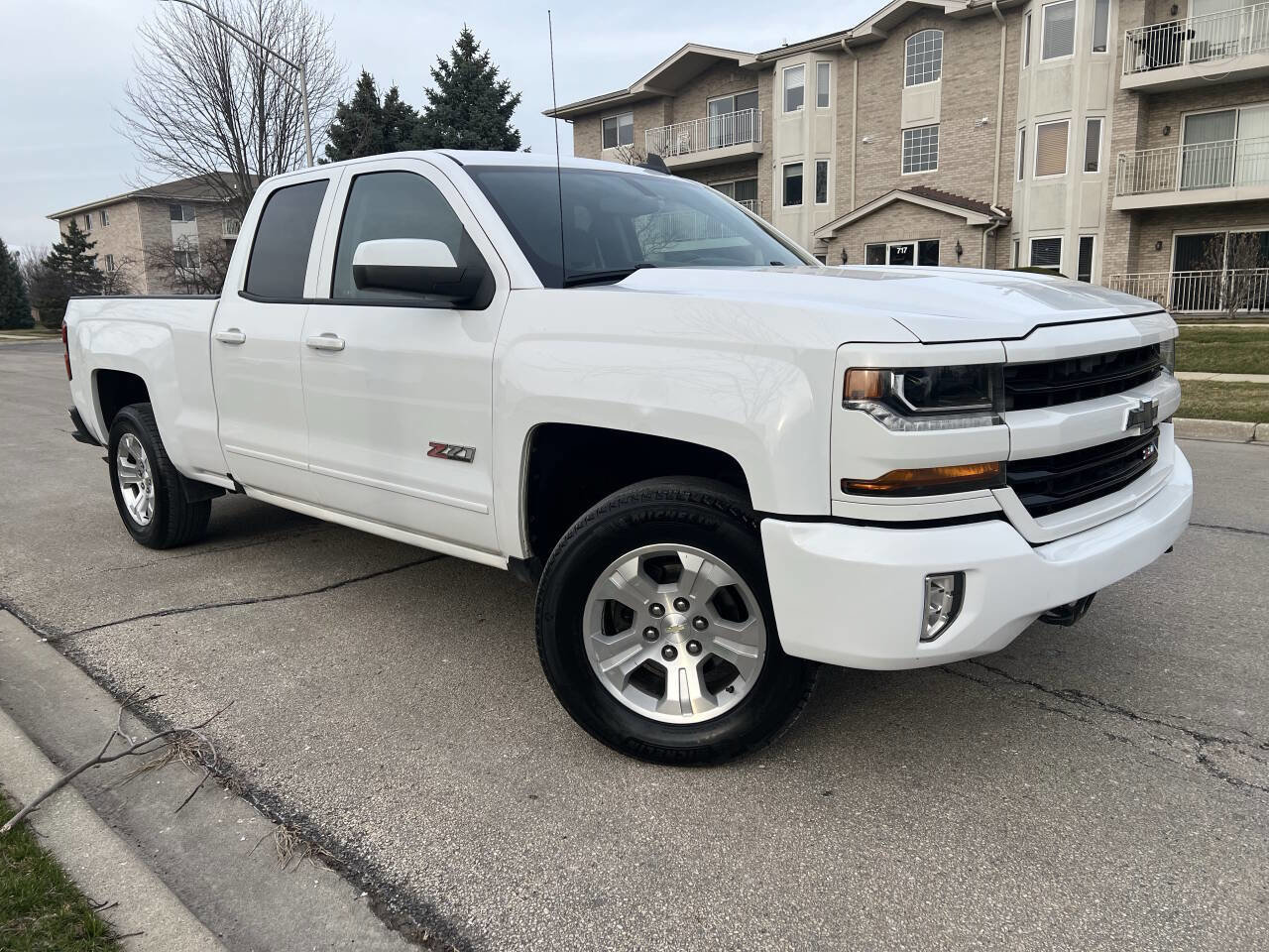 Used 2017 Chevrolet Silverado 1500 LT w/ All Star Edition image 1
