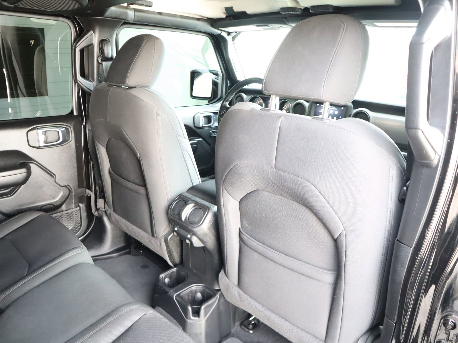 Used 2021 Jeep Gladiator Sport image 48