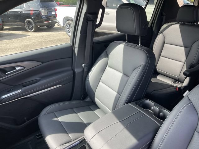 New 2026 Chevrolet Traverse LT w/ Driver Confidence Package AWD/4WD image 24
