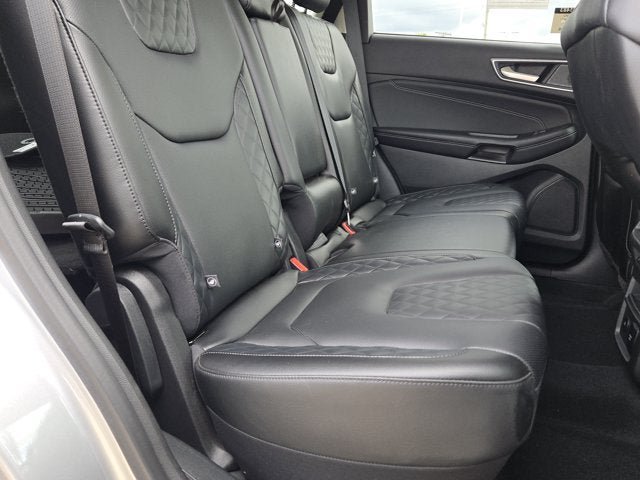 Used 2023 Ford Edge Titanium w/ Equipment Group 301A AWD/4WD image 8
