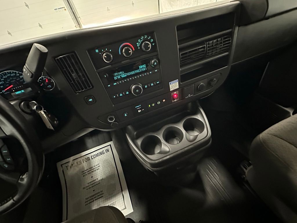 Used 2022 Chevrolet Express 3500 w/ Power Convenience Package image 28