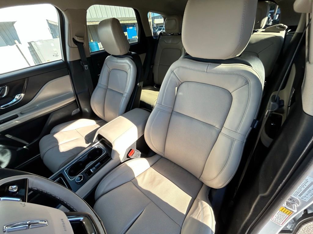 Used 2025 Lincoln Corsair Reserve w/ Equipment Group 202A image 30