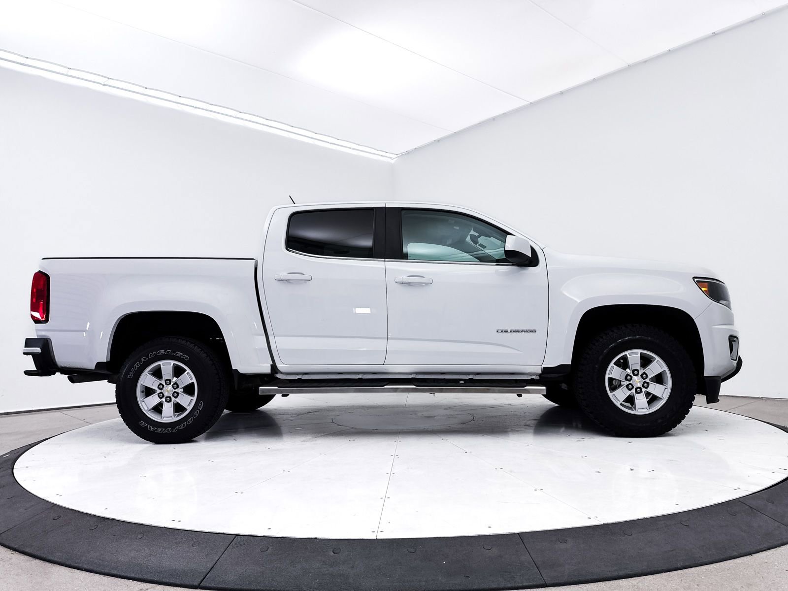 Used 2016 Chevrolet Colorado W/T w/ WT Convenience Package image 34