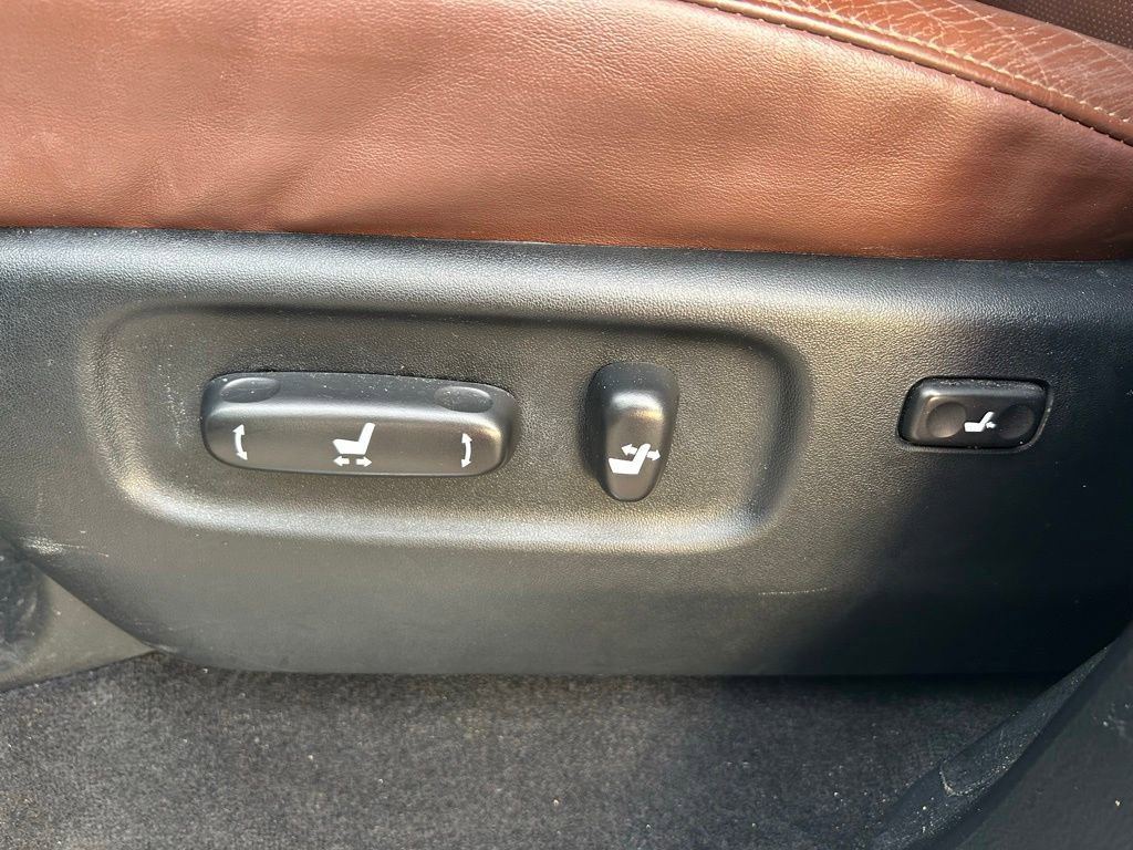 Used 2019 Toyota Land Cruiser AWD/4WD image 19