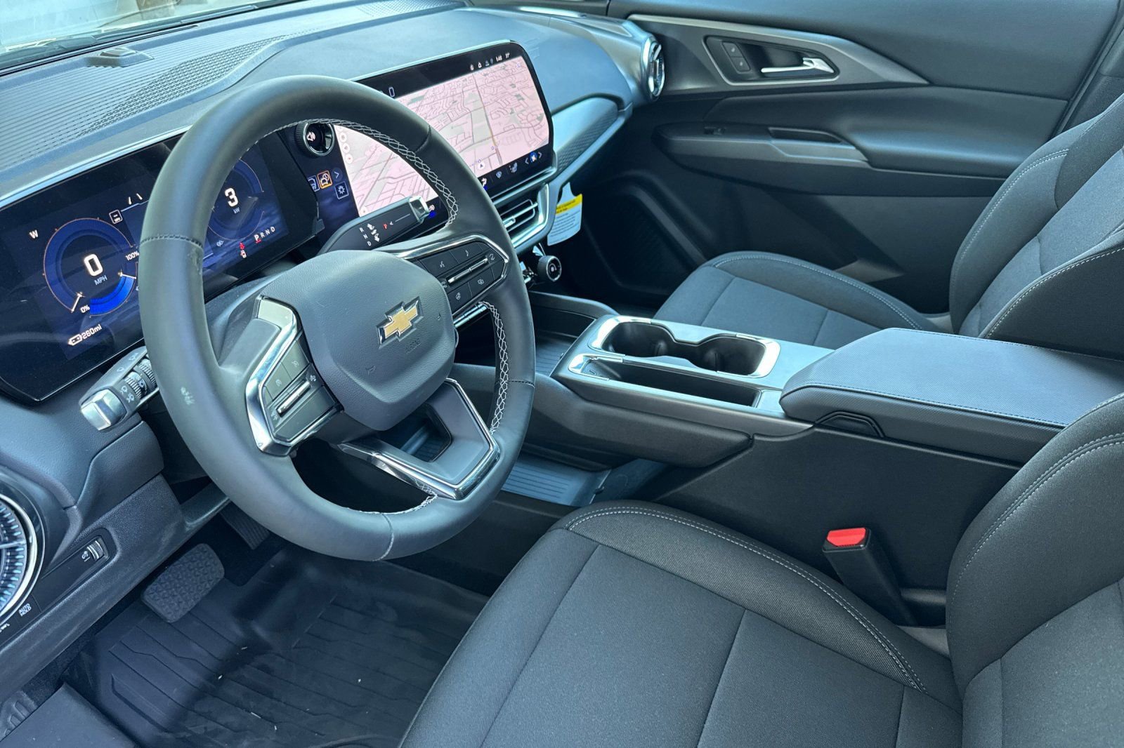 New 2026 Chevrolet Equinox EV LT w/ Comfort Package AWD/4WD image 9