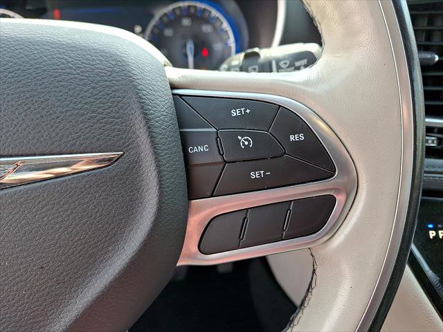 Used 2020 Chrysler Pacifica Limited FWD image 10