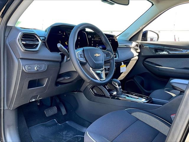 New 2026 Chevrolet TrailBlazer LT w/ Convenience Package FWD image 8