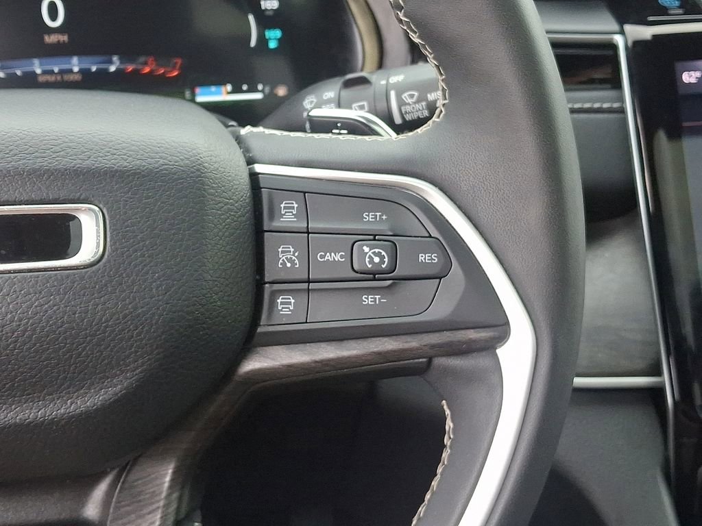 Used 2024 Jeep Grand Cherokee Limited 4xe image 23