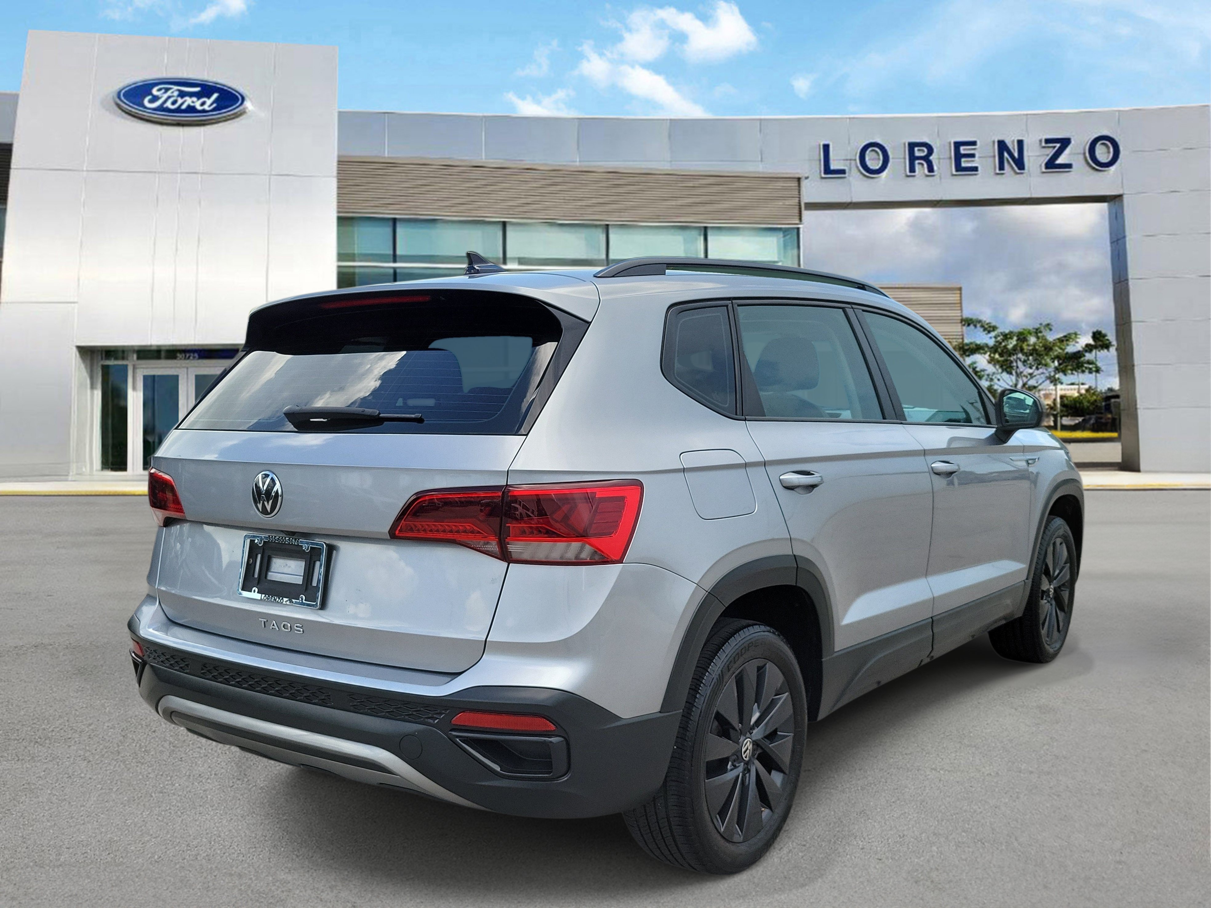 Used 2023 Volkswagen Taos S FWD image 5