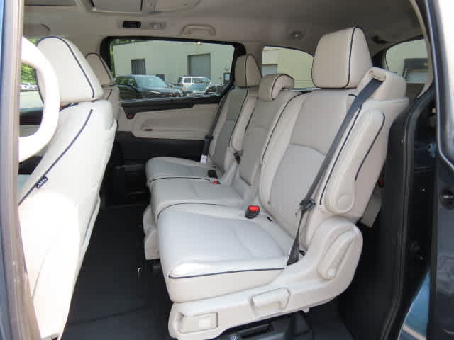 New 2027 Honda Odyssey Touring image 14
