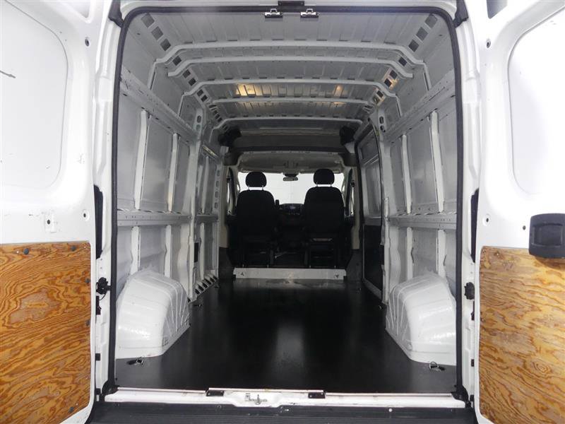 Used 2018 RAM ProMaster 2500 w/ Premium Appearance Group image 8