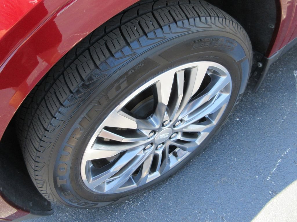 Certified 2018 Cadillac XT5 Premium Luxury FWD image 14