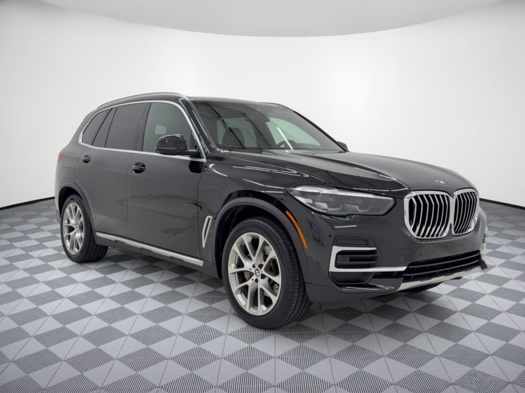 Used 2023 BMW X5 xDrive40i w/ Premium Package AWD/4WD image 7
