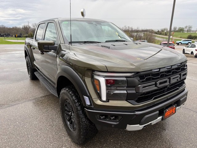 New 2025 Ford F150 Raptor AWD/4WD image 3