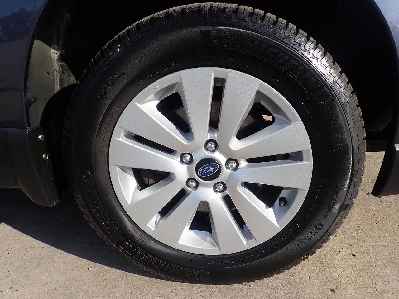 Used 2015 Subaru Outback 2.5i Premium w/ Protection Package #1 image 35