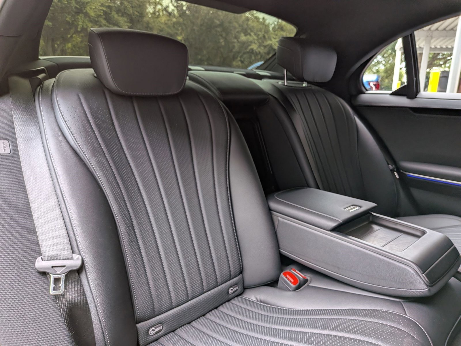 Used 2024 Mercedes-Benz S 500 4MATIC image 18