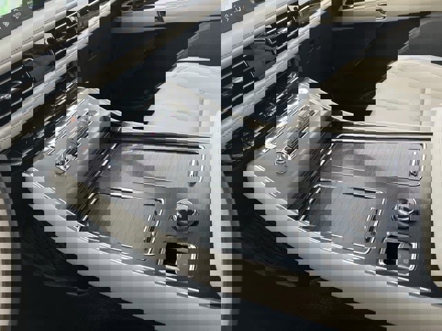 Used 2025 Lincoln Aviator AWD w/ Jet Appearance Package image 38