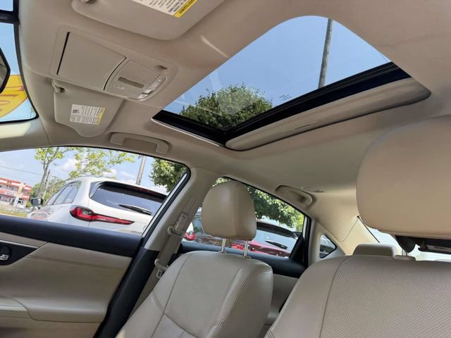 Used 2017 Nissan Altima 2.5 SL w/ 2.5 Technology Package FWD image 10