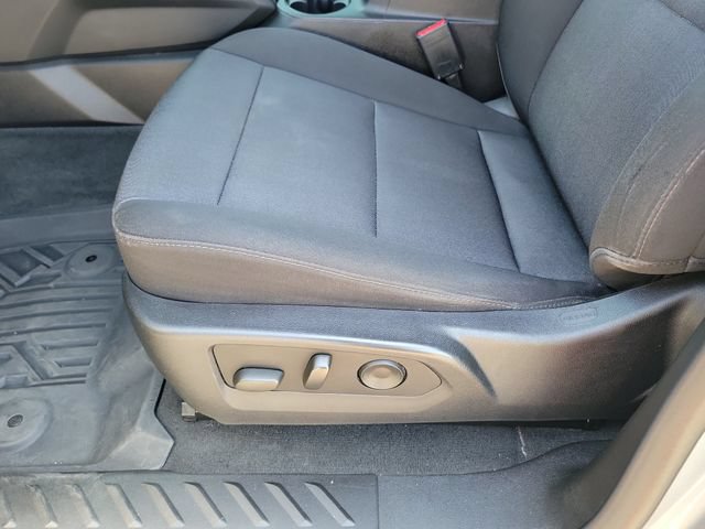 Used 2023 Chevrolet Colorado Trail Boss w/ Technology Package AWD/4WD image 19