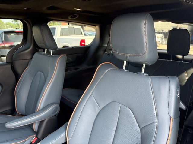 New 2027 Chrysler Pacifica Pinnacle AWD/4WD image 25