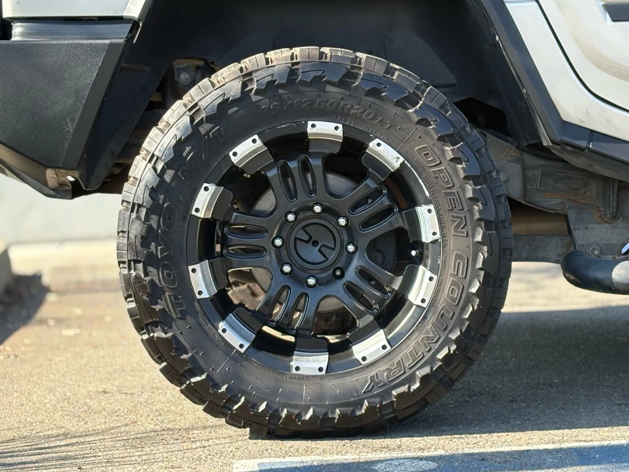 Used 2007 HUMMER H2 Luxury image 31