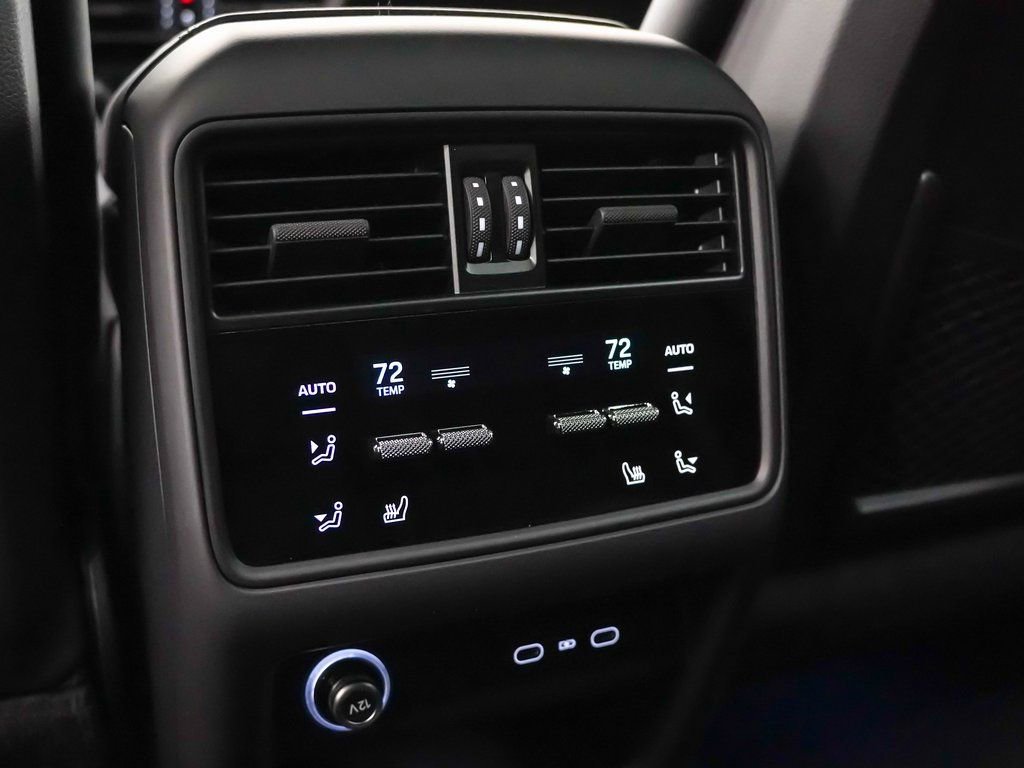 New 2026 Porsche Cayenne S image 20