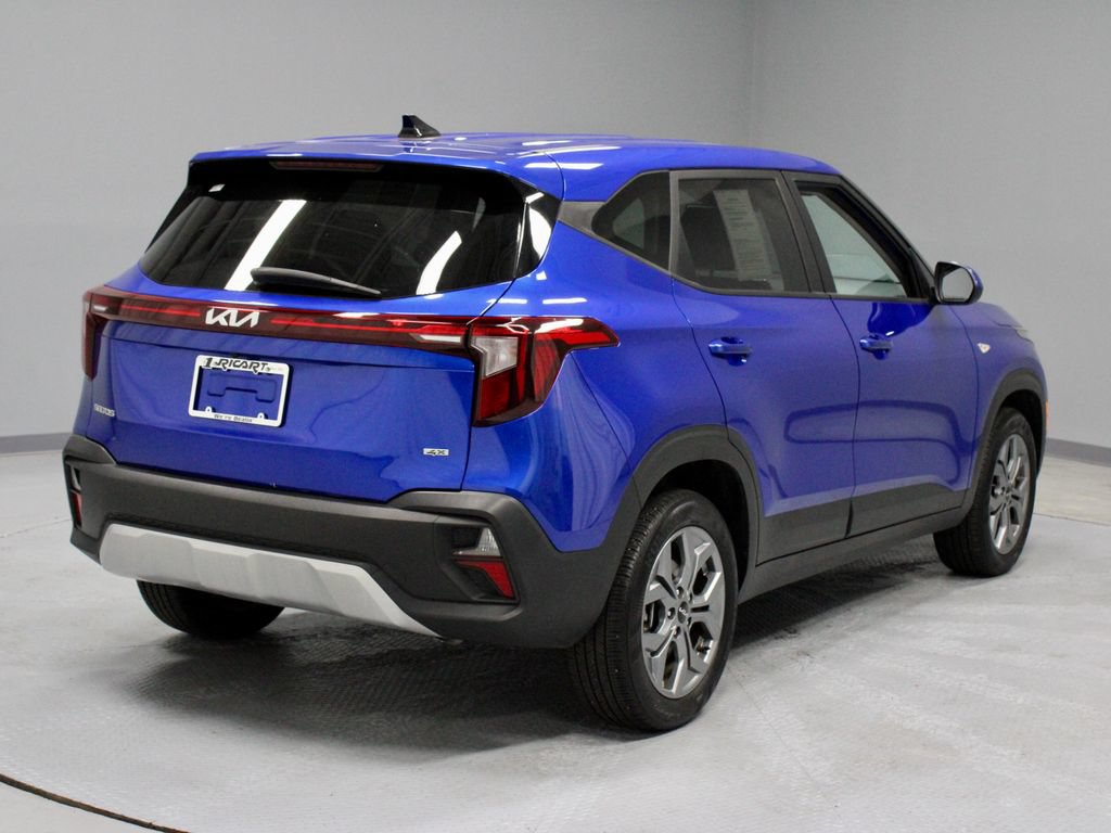 Used 2024 Kia Seltos LX AWD/4WD image 10