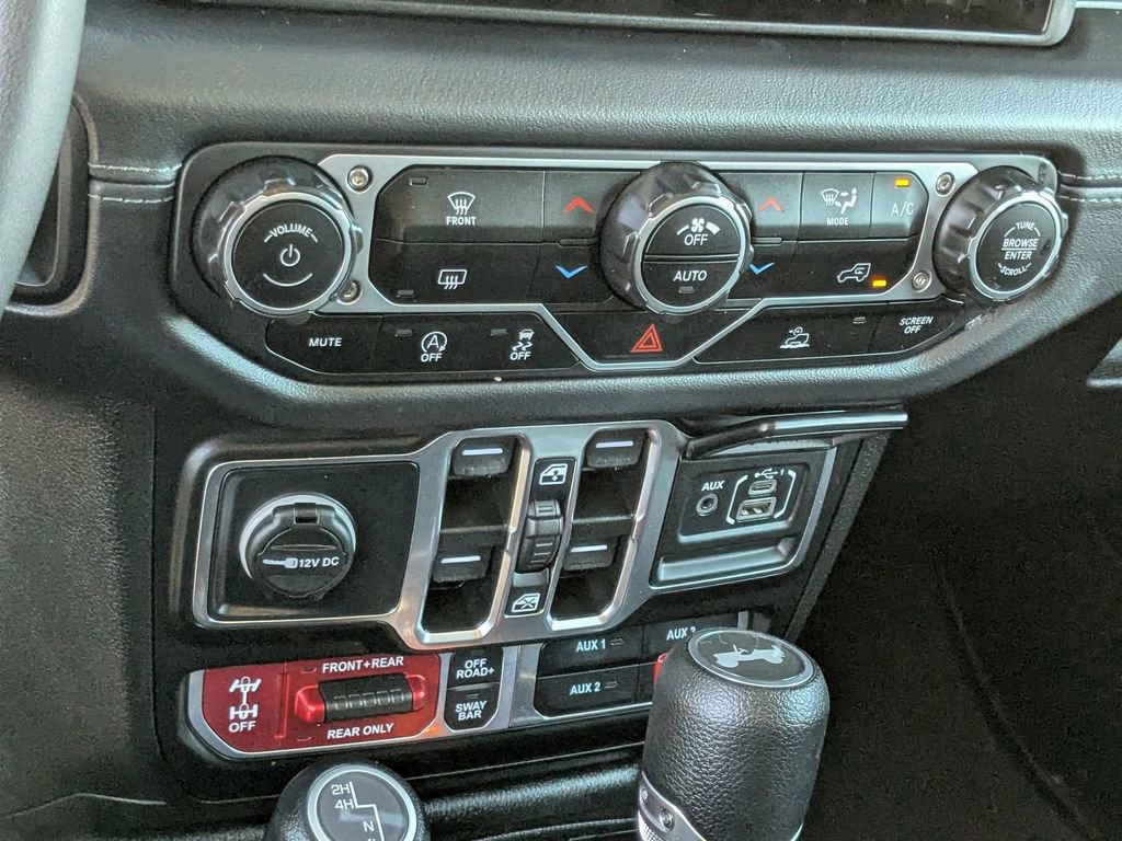 Used 2025 Jeep Wrangler Unlimited Rubicon image 20