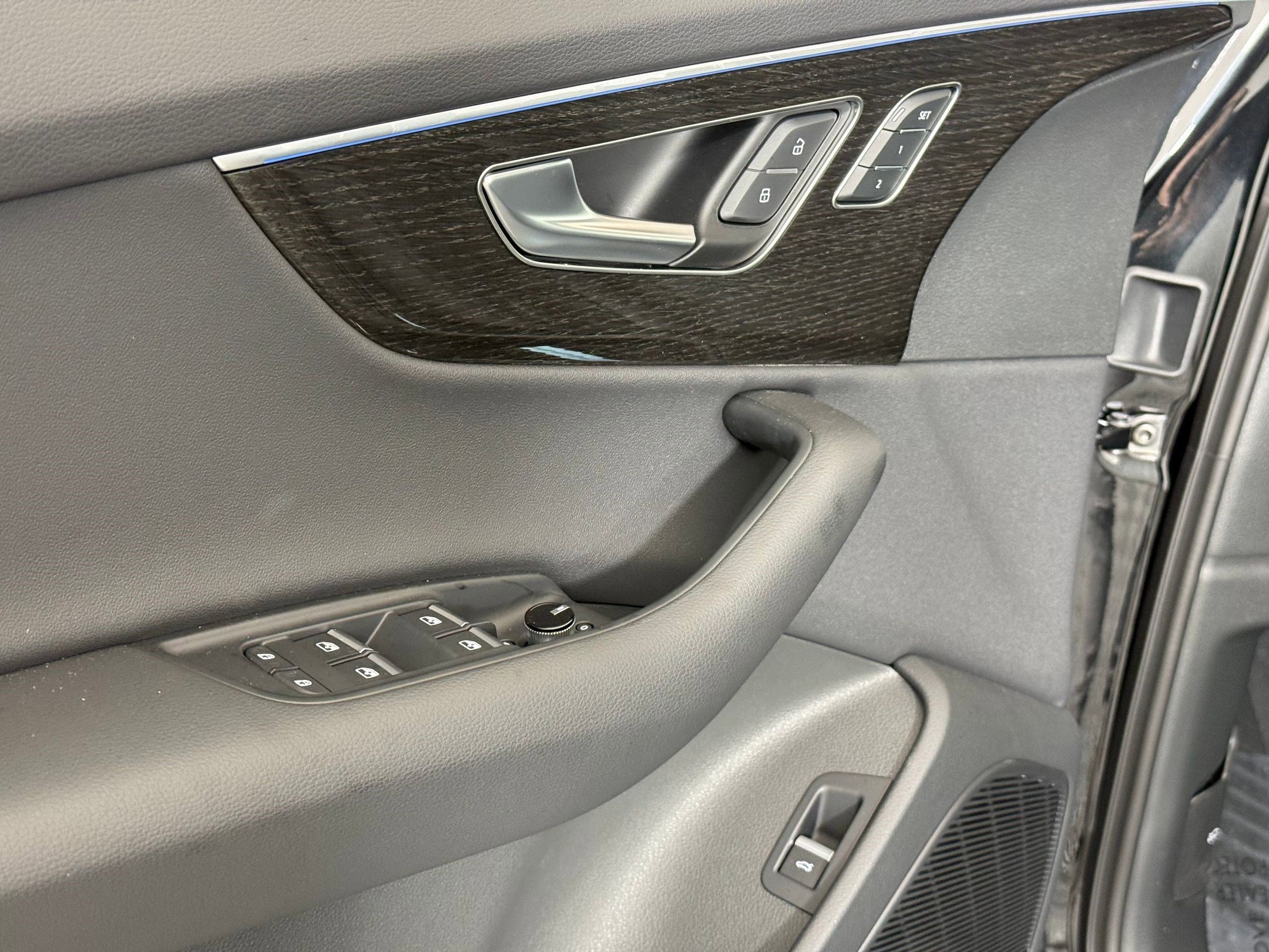 New 2026 Audi Q7 2.0T Premium image 13