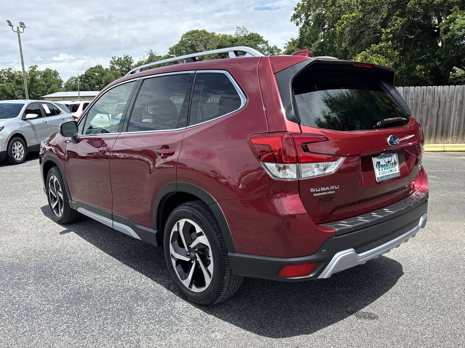 Used 2023 Subaru Forester Touring AWD/4WD image 3