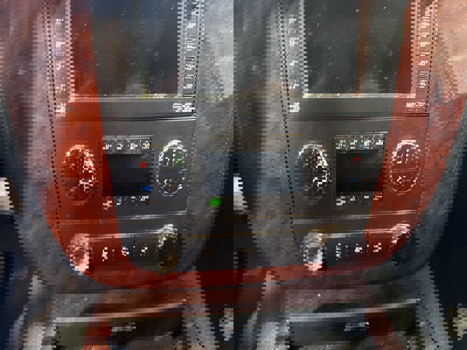 Used 2010 Chevrolet Tahoe LTZ RWD image 26