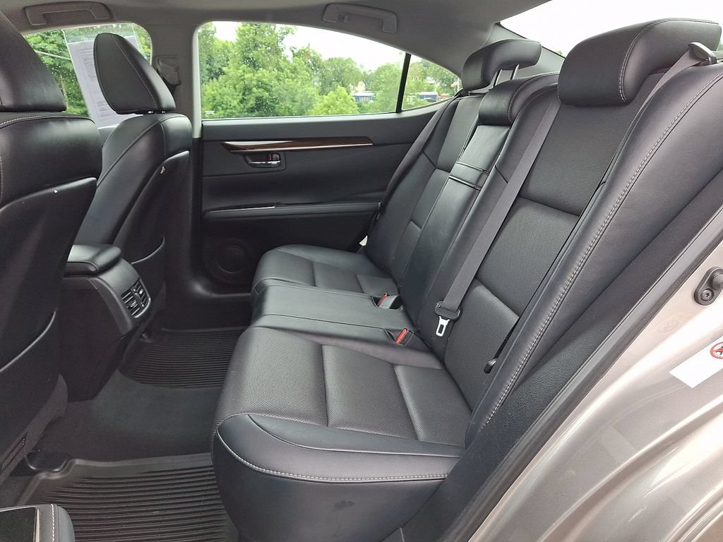 Used 2016 Lexus ES 350 w/ Navigation System Package FWD image 10